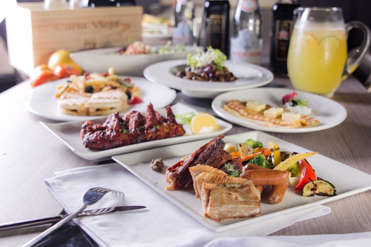 體驗縮圖 - 高雄駁二【典藏駁二餐廳】與典藏來一場法式戀情，香酥軟殼蟹、海鮮、義大利麵、帕尼尼