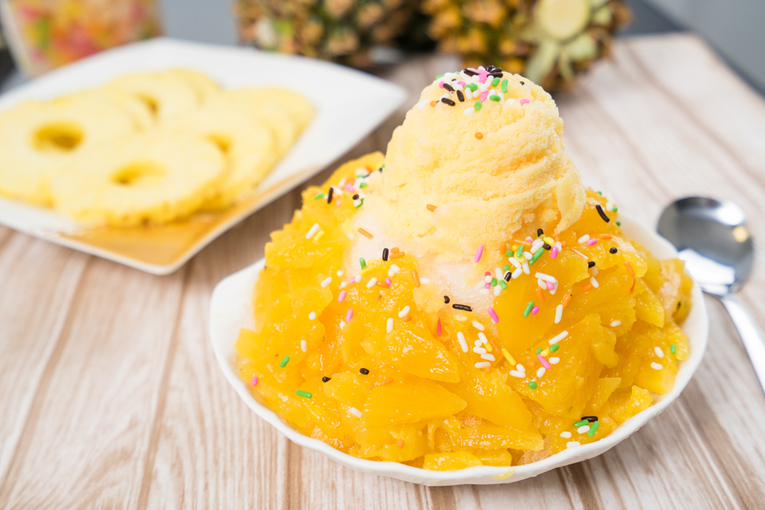 體驗縮圖 - 新北冰店【古早味旺來冰店】透心涼的招牌鳳梨冰，新鮮不咬舌!店內剉冰、飲品任選