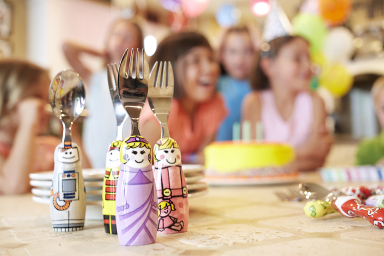 體驗縮圖 - 宅配【Eat4Fun】美國品牌高級兒童餐具任選，316醫療級不鏽鋼製成，耐用、不退色，快為您的寶貝添加可愛的好夥伴們 【小小家】