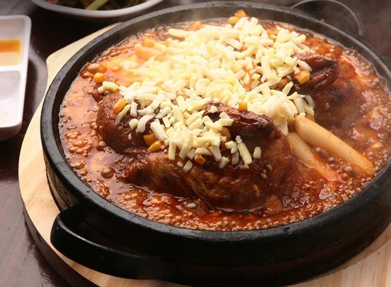 體驗縮圖 - 台中西區【打啵G】在全台第一家韓國地鐵主題餐廳，享用Double起士鍋巴烤雞!