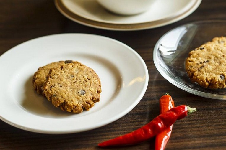 體驗縮圖 - 宅配【辣市集】手工巧克力餅乾與法國天椒的結合，激起味覺上的火花，挑戰您味蕾的極限