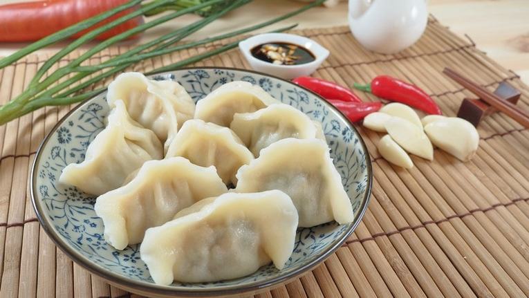 體驗縮圖 - 宅配【賦亨】傳承山東姥姥的手擀水餃及蔥油餅，如同家人般給您安心品質好味道