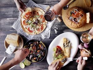 體驗縮圖 - 八里左岸【水灣BALI 景觀餐廳】<無敵海景+峇里島風格>享受頂級西式創意料理、輕食料理+LIVE演唱饗宴!