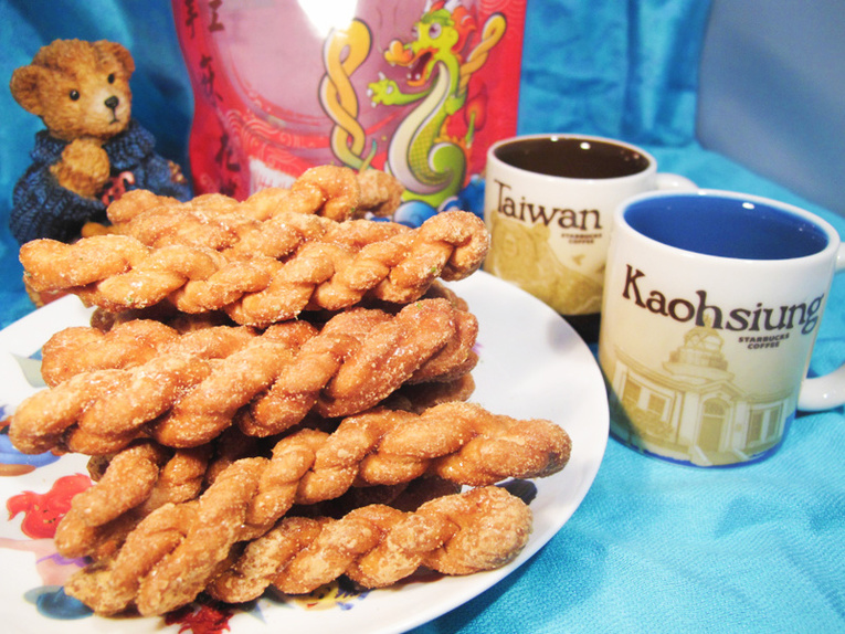 體驗縮圖 - 宅配【龍鑽手工麻花捲 】來自小琉球的古早味麻花捲<皆半烘半烤手工現做，低油，低脂肪>享受清爽香脆口感