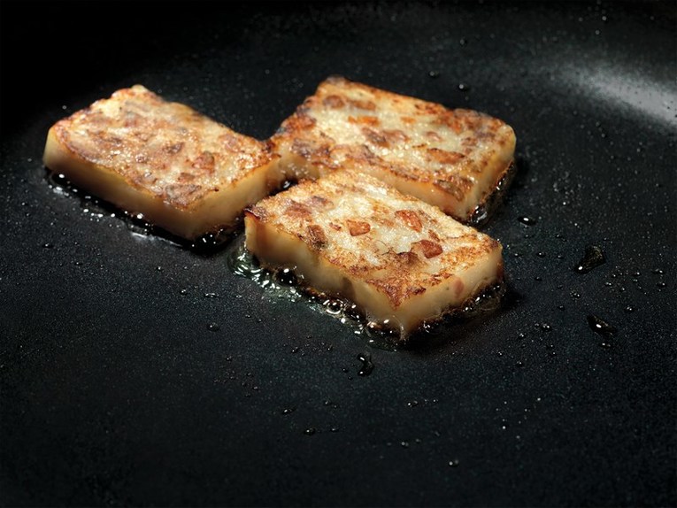 體驗縮圖 - 【奇華餅家】春節限定禮盒<薑汁糖年糕+港式臘味蘿蔔糕>品嘗最「正港」的港式風味!