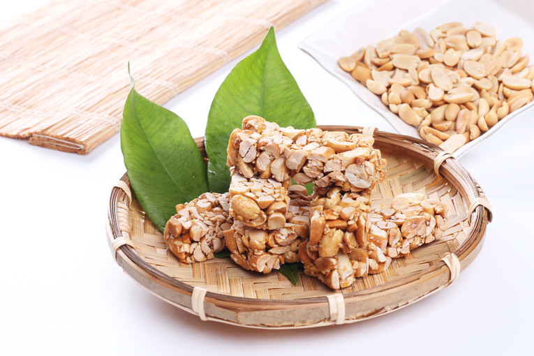 體驗縮圖 - 宅配【志明花生糖專賣店】台灣百大伴手禮之一，由五十年老店堅持手工拌炒出-不黏牙的花生糖<媒體爭相採訪-上班這黨事、食尚玩家等>