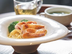 體驗縮圖 - 台中西屯【綺麗複合式餐廳】輕食、義大利麵、火鍋應有盡有，不限時用餐，讓您與姊妹慢悠的享受美食