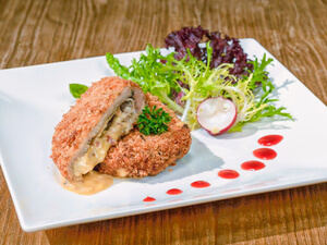 體驗縮圖 - 新竹大遠百附近【Uptown Bistro】假日可體驗！主廚自製各式高級歐式料理，滿足饕客味蕾