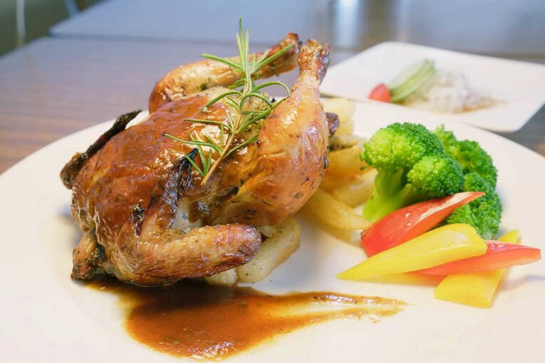 體驗縮圖 - 淡水親子景觀餐廳【日光行館】獨享高級排餐、義大利麵，一同徜徉在台北後花園