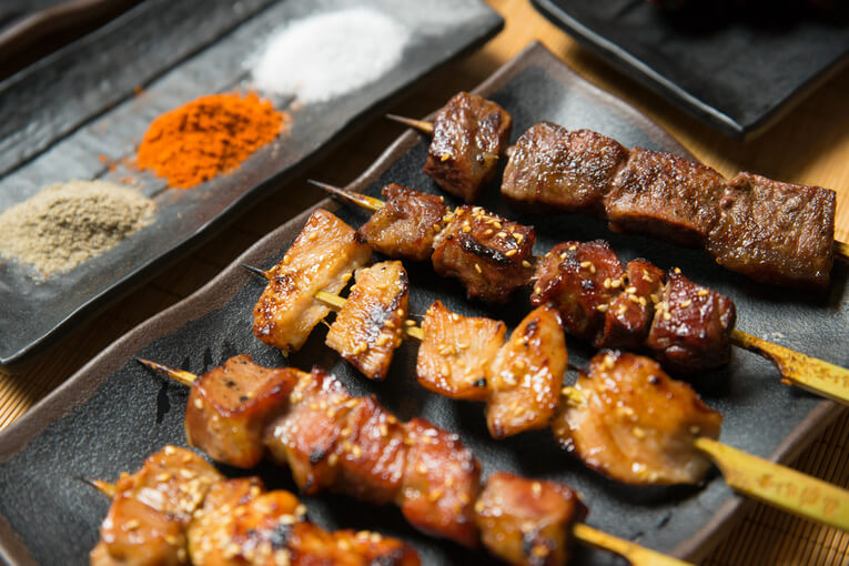 體驗縮圖 - 桃園中壢【手作串賞】2~4人任選各式串燒、飲品，每日採買新鮮食材，臨近中原夜市，是您晚餐、消夜的最佳選擇！