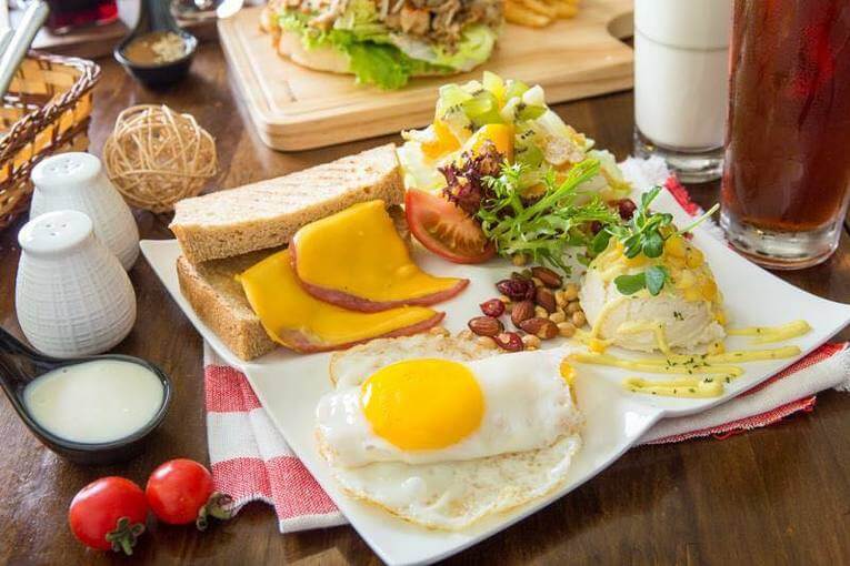 體驗縮圖 - 捷運生態園區站【豐滿高雄左營店】早午餐任選2~4人份套餐，在田園風格早餐店，享受優閒的早午餐！