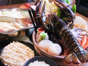 體驗縮圖 - 台北松山【小當家海鮮鍋物】民生店，海鮮鍋物雙人套餐，任選大波士頓龍蝦、海草蝦、黃金蟹，現點現撈新鮮看得到！