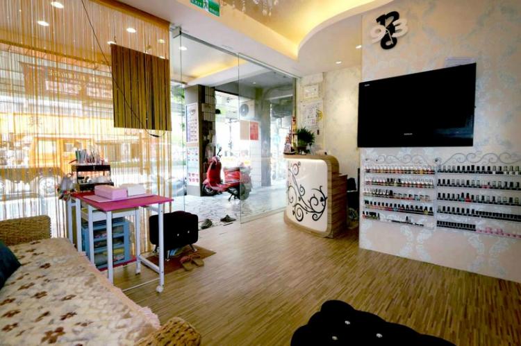 體驗縮圖 - 新北板橋【弄甲成臻】高品質睫毛+時尚紋繡眼線，打造專屬的時尚，讓女孩們的眼睛都能水汪汪！