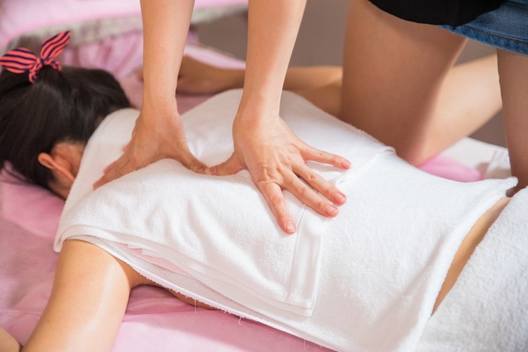 體驗縮圖 - 台北內湖【泰鑫悅泰式養生會館】用純古法的泰式按摩，讓僵硬的身體得到舒展，把上班的疲憊都留在這吧！