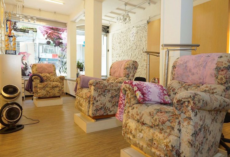 體驗縮圖 - 台北士林【Betty時尚美學】山茶花美睫，精細完美的睫毛嫁接，瞬間放大雙眼！讓捲翹纖長的睫毛把眼神變得更加深邃，一眨一閉展現迷人電力！ 