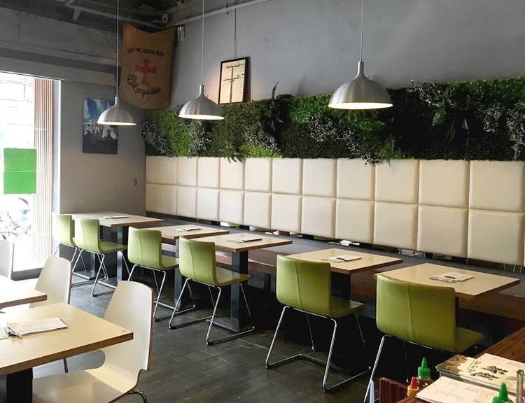 體驗縮圖 - 台北信義【新越越南麵食館】2人套餐，道地越式傳香，火車頭牛肉河粉、酸辣海鮮米線、越式炸春捲、椰汁西米露，滿足口腹之慾，異國風味「越」吃越美味！P2