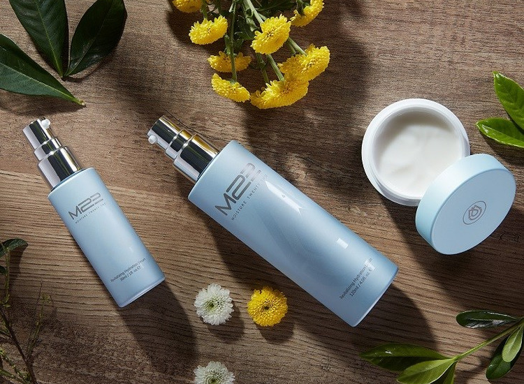 體驗縮圖 - 宅配【M22】清透保濕系列，精華液+乳液+乳霜，有機植粹精華，絕對用心MIT，添加多種珍貴植萃精華，及有機認證原料添加，提升肌膚對環境傷害的防護能力，使肌膚細緻光滑，更加柔嫩飽滿，給您深入基底的保濕！P2