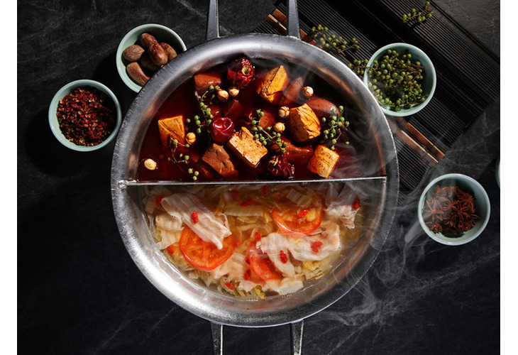 體驗縮圖 - 台北中山【麻辣火鍋餐廳】雙人套餐，麻辣鍋專賣店，以珍稀頂級的重慶保鮮青花椒為濃重麻辣湯底，注入一味清新果香，麻味純正、提鮮不膩，湯韻層次鮮明，引領饕客驕在麻辣的舒暢享受！P2