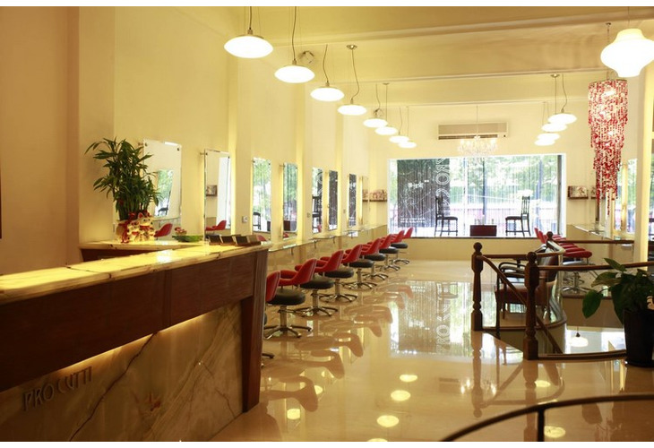 體驗縮圖 - 台北中山【Pro cutti髮藝沙龍】染燙完隔日即可洗，全新的時尚髮型絕對讓您成為目光焦點！讓秀髮煥然一新，色澤飽和而有質感、細心塑造美麗弧度，襯托高雅氣質！P7