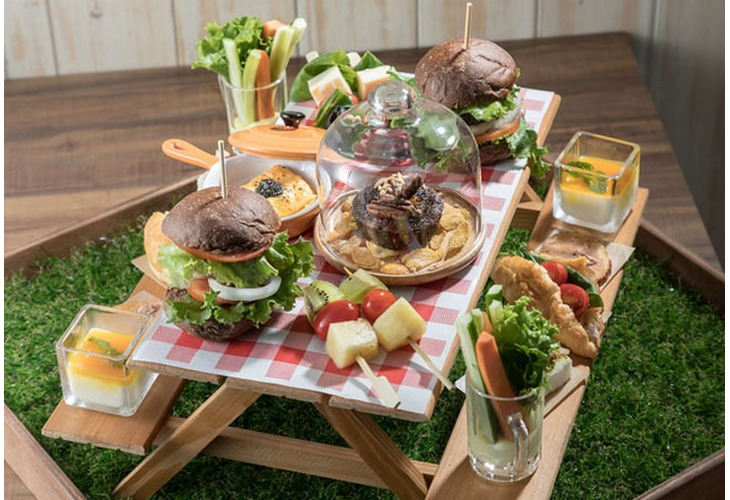 體驗縮圖 - 台北大安【璐露野生活 LULUYELIFE CAFÉ】2~4人體驗，華麗的雙人派對野餐桌、療癒系的餐桌風景，一起來享受可以不被風吹日曬的野餐日！P3