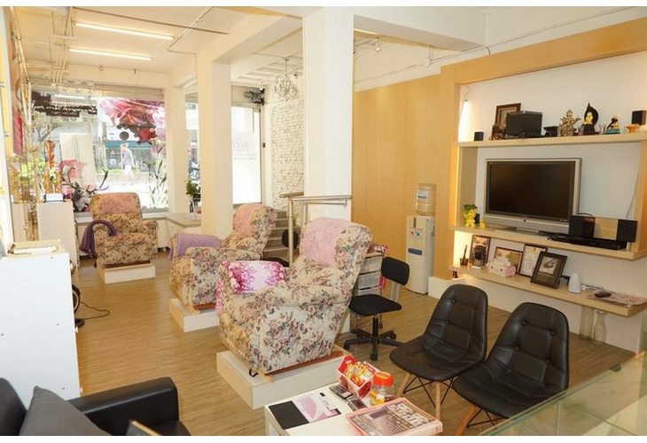 體驗縮圖 - 台北士林【Betty時尚美學】藝術凝膠美甲，沙龍級專業美甲服務！給您手足最極緻的護理，在搭配頂級進口凝膠，讓您的美甲閃耀著動人色澤，讓指尖煥然一新！