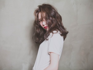 體驗縮圖 - 彰化市【Glitz Hair 彰化店】客製化個人髮型設計，洗+剪+染+燙+護全方面美髮服務！日韓風格髮型設計！採用進口髮品且有機模式燙髮藥水，擁有專業技術及豐富的經驗！用我們的美感，打造你喜歡的、不一樣的自己！