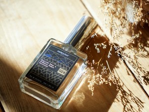 體驗縮圖 - 宅配【Gradient Cloud 漸變拾氛】雙頭滾珠淡香水+淡香水，以氣味描寫生活中的片刻美好！補香時刻不慌張，集結兩種香氣，隨心混搭出最鍾情的香味！一眼瞬間的七秒，用香氣決定你的魅力氣場！