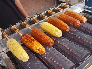 體驗縮圖 - 台南永康【玉米傳奇-台南永康店】獨門醬料香烤玉米，嚴選白玉珍珠糯米種，自然香甜伴隨手工醬料的鹹香醇甘，每一口都讓人回味不已，每一口都讓您吃到玉米的好滋味！