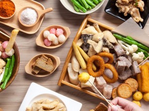 體驗縮圖 - 新北蘆洲鹽酥雞【流氓雞排】，捷運三民國中站1號出口步行10分鐘！藝人韋汝及百萬Youtuber Joeman推薦！高CP值雞排不油膩炸物，使用自家研發傳統古早味乾粉手法創造出與眾不同的乾爽滋味！(蘆洲雞排、甜不辣、深海魷魚)