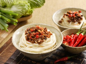 體驗縮圖 - 宅配【小麵館】乾拌麵，12種麵食口味組成5種組合任你選，正餐、消夜、解嘴饞的快煮麵食料理，上山下海用心熬製的醬料，誰說吃好麵一定要上館子，有小麵館在家也能平價輕鬆享受五星級的好味道！​​​​​​P2