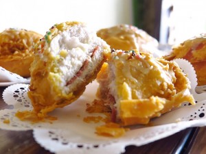 體驗縮圖 - 嘉義東區【隨心所欲茶坊】2-4人特色下午茶炸饅頭，位於嘉義東區的創意料理，外酥內軟獨特炸饅頭，別樹一幟的瞎瞇包，多種口味一次享受，搭配獨一無二的夏之戀特調，讓您感受美食新世界！