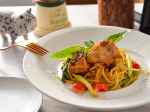 體驗縮圖 - 台北松山【夏綠地咖啡Charlotte Cafe】2-3人義式料理，捷運中山國中站步行5分鐘！這次又有新菜色新菜單推出，喜歡吃義大利麵燉飯的你絕對不能錯過～素食者也可以吃喔！