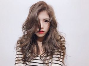 體驗縮圖 - 台北南港區【WHY HAIR SALON二館】超方便捷運昆陽站４號出口正對面，專業級剪燙染護髮等5大方案任你挑選，不限長短及性別，我們了解每位顧客需求給您真正的客製化量身打造！創造個人魅力的專業級美髮沙龍！