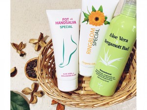 體驗縮圖 - 宅配【北歐極品】瑞典手足保養品，先用蘆薈足浴露促進角質更新、去除異味，再搭配清爽型修護霜作日常保養按摩，局部如手肘處再使用滋潤型修護霜作加強！幫你顧好好的修護組，讓你冬天不受皮膚龜裂之苦～