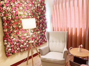 體驗縮圖 - 台南北區【緩慢‧芳療】全身芳香精油按摩課程，使用療癒卡抽牌及諮詢來了解妳的身體需求，進而客製化薰香及按摩精油，搭上深層手技讓疲憊的妳身心放鬆～近觀光景點神農街附近～