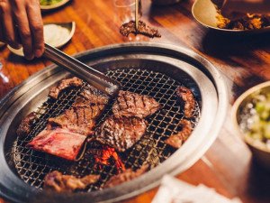 體驗縮圖 - 台北內湖【MEAT LOVE 橡木炭火 韓國烤肉】３~４人韓國烤肉套餐！頂級橡木炭火燒肉，讓你細細品嘗多樣化道地韓式經典！各種頂級肉品更是不可錯過的好滋味！滿足每一個老饕們嚐鮮的胃！