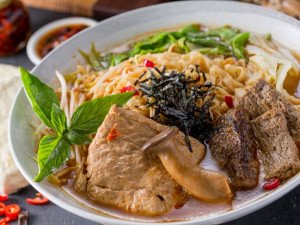 體驗縮圖 - 台中市【寒山居蔬食】健康蔬食新選擇，多樣招牌餐點，猴頭菇麻辣燙、老媽乾拌麵、八寶臭豆腐多樣招牌餐點，顛覆您的味蕾！素食跟你想的不一樣~呷菜馬金厚呷! 等你一起來品嚐!！